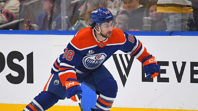 EDMONTON, CANADA - JANUARY 22: Andrew Mangiapane #88 of the Edmonton Oilers in action during the game against the Pittsburgh Penguins at Rogers Place on January 22, 2026, in Edmonton, Alberta, Canada.