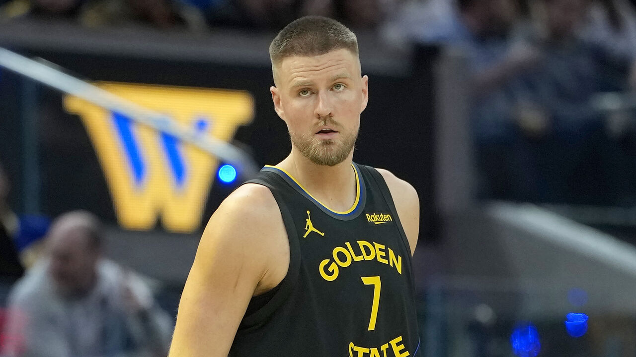 SAN FRANCISCO, CALIFORNIA - FEBRUARY 19: Kristaps Porzingis #7 of the Golden State Warriors looks on against the Boston Celtics in the second half of an NBA basketball game at Chase Center on February 19, 2026 in San Francisco, California.