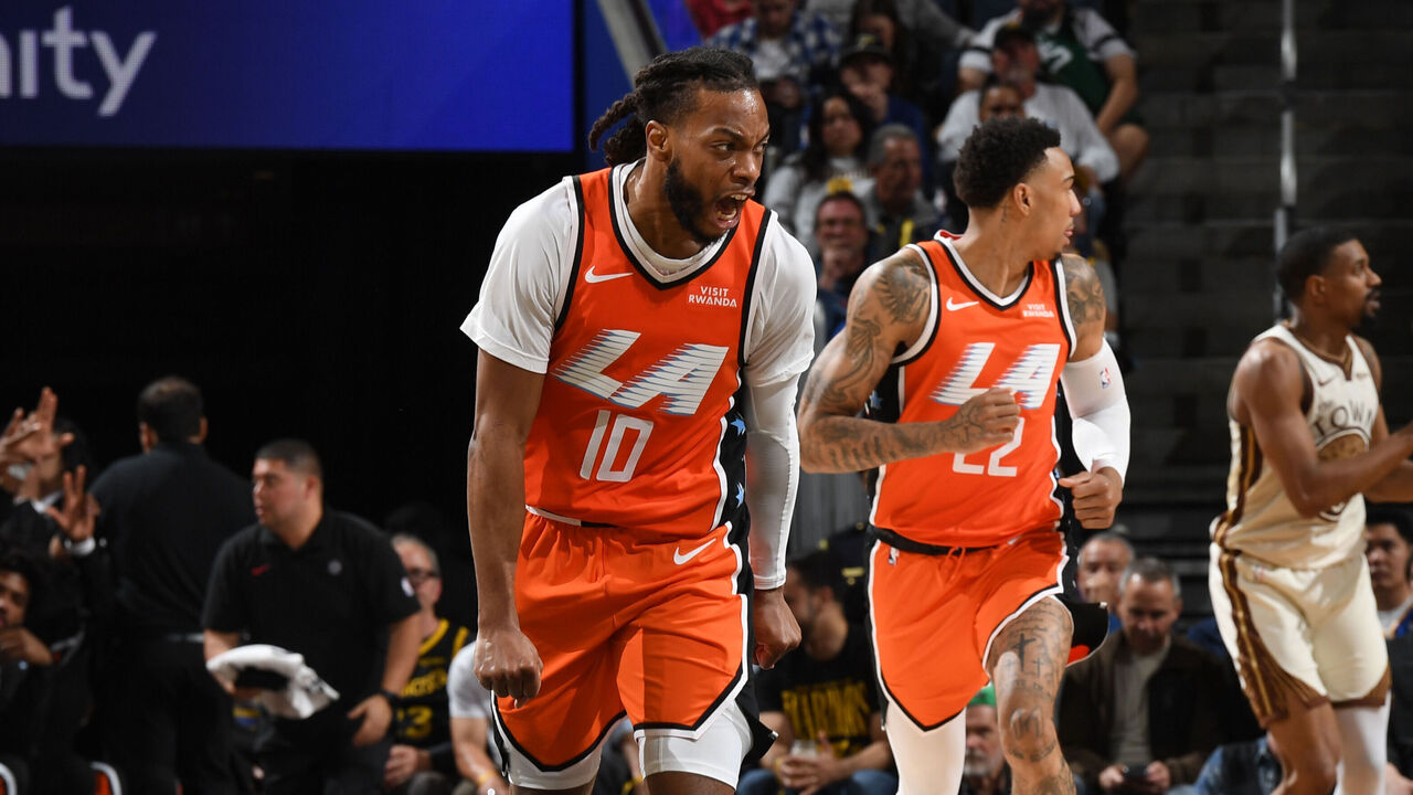 SAN FRANCISCO, CA - MARCH 2: Darius Garland #10 of the LA Clippers celebrates during the game against the Golden State Warriors on March 2, 2026 at Chase Center in San Francisco, California. NOTE TO USER: User expressly acknowledges and agrees that, by downloading and or using this photograph, user is consenting to the terms and conditions of Getty Images License Agreement. Mandatory Copyright Notice: Copyright 2026 NBAE