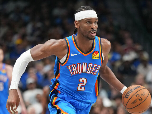 DALLAS, TX - MARCH 1: Shai Gilgeous-Alexander #2 of the Oklahoma City Thunder drives to the basket during the game against the Dallas Mavericks on March 1, 2026 at American Airlines Center in Dallas, Texas. Mandatory Copyright Notice: Copyright 2026 NBAE
