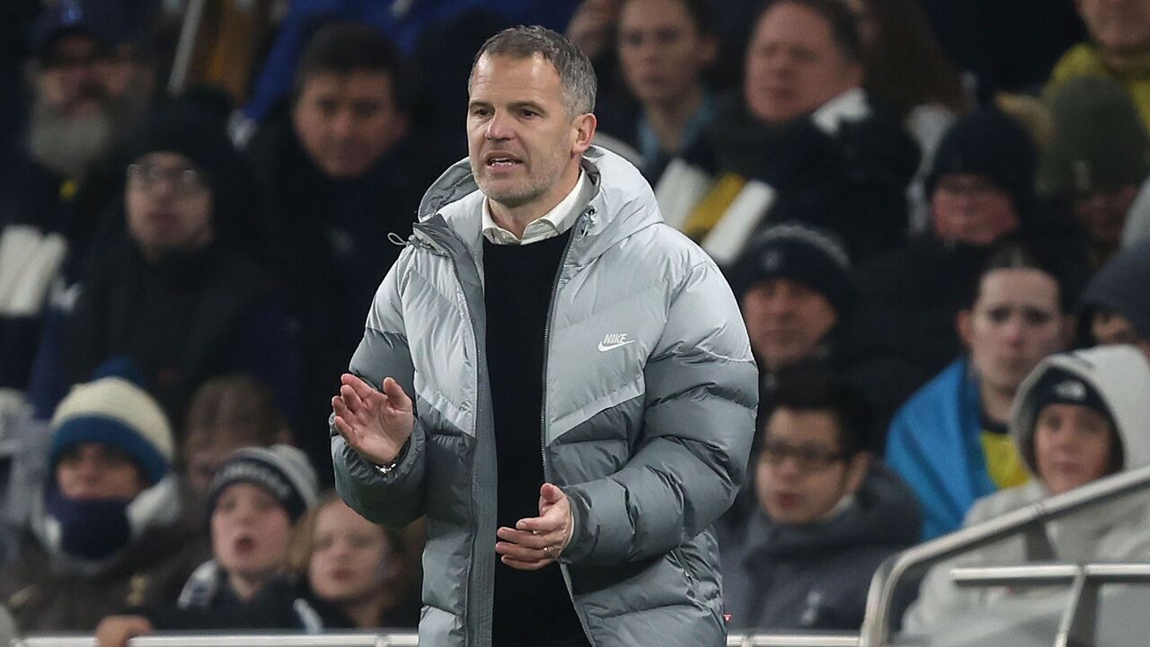 LONDON, ENGLAND - FEBRUARY 02: Robert Vilahamn Manager of Tottenham Hotspur during the Barclays Women's Super League match between Tottenham Hotspur Women v Manchester United Women at Tottenham Hotspur Stadium on February 2, 2025 in London, England.