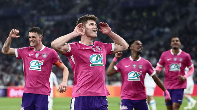Toulouse's English defender #04 Charlie Cresswell celebrates after scoring a goal during the French Cup quarter final football match between Olympique de Marseille (OM) and Toulouse FC at the Stade Velodrome stadium in Marseille, southern France on March 4, 2026.
