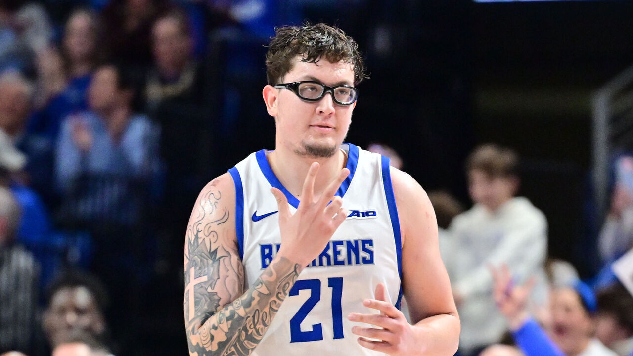 ST. LOUIS, MO - FEBRUARY 28: Saint Louis center Robbie Avila (21) reacts after sining a three-point shot during an Atlantic 10 Conference basketball game between the Duquesne Dukes and the Saint Louis Billikens, on Feb. 28, 2026, at Chaifetz Arena in St. Louis, MO