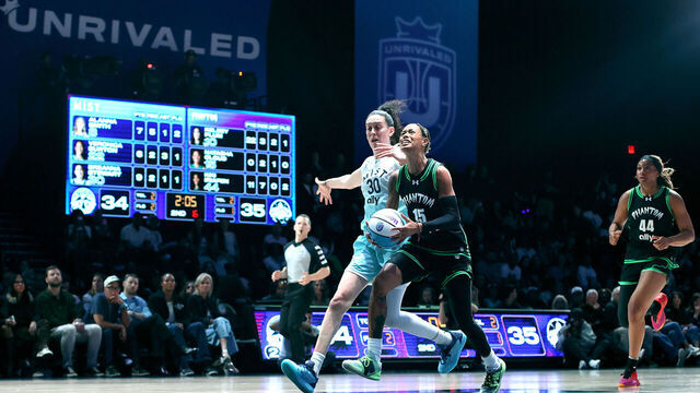 MEDLEY, FLORIDA - MARCH 4: Natasha Cloud #15 of the Phantom drives to the basket against Breanna Stewart #30 of the Mist during the second quarter of the Unrivaled 2026 Championship game at Sephora Arena on March 4, 2026 in Medley, Florida.