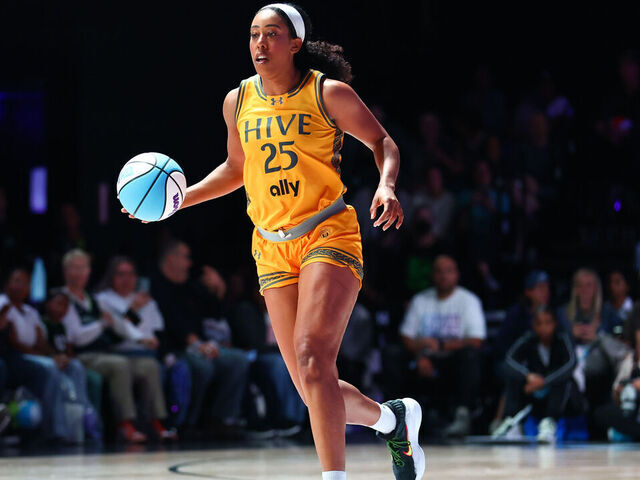 MEDLEY, FLORIDA - FEBRUARY 06: Monique Billings #25 of the Hive dribbles the ball against the Breeze during the third quarter of the Unrivaled 2026 game at Sephora Arena on February 06, 2026 in Medley, Florida.