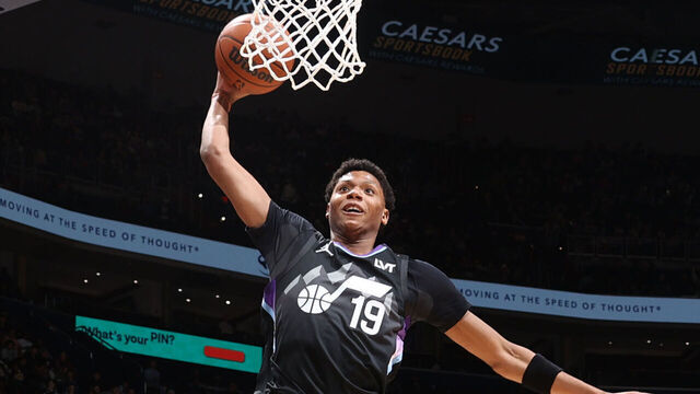 WASHINGTON, DC - MARCH 5: Ace Bailey #19 of the Utah Jazz drives to the basket during the game against the Washington Wizards on March 5, 2026 at Capital One Arena in Washington, DC. Mandatory Copyright Notice: Copyright 2026 NBAE