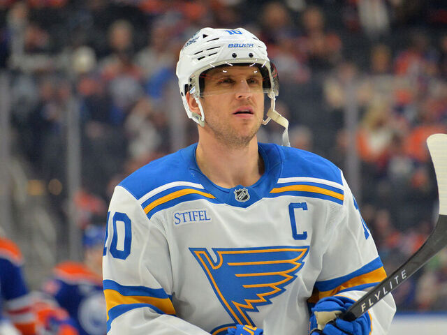 EDMONTON, CANADA - JANUARY 18: Brayden Schenn #10 of the St. Louis Blues in action during the game against the Edmonton Oilers at Rogers Place on January 18, 2026, in Edmonton, Alberta, Canada.