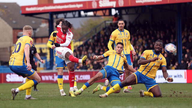 MANSFIELD, ENGLAND - MARCH 07: Eberechi Eze of Arsenal scores his team's second goal during the Emirates FA Cup Fifth Round match between Mansfield Town and Arsenal at One Call Stadium on March 07, 2026 in Mansfield, England.