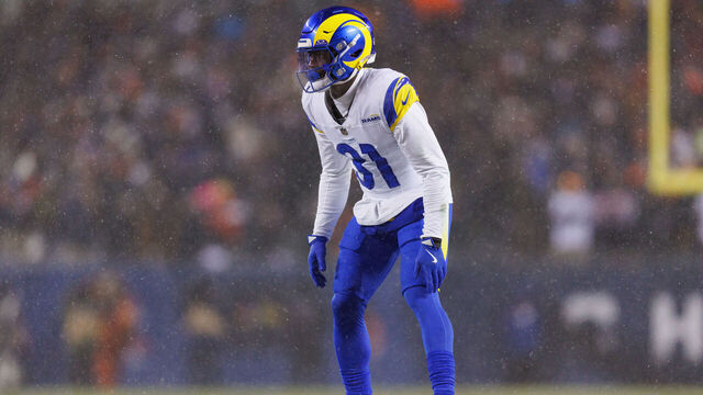 CHICAGO, ILLINOIS - JANUARY 18: Darious Williams #31 of the Los Angeles Rams gets set during the third quarter of an NFL divisional playoff game against the Chicago Bears at Soldier Field on January 18, 2026 in Chicago, Illinois.