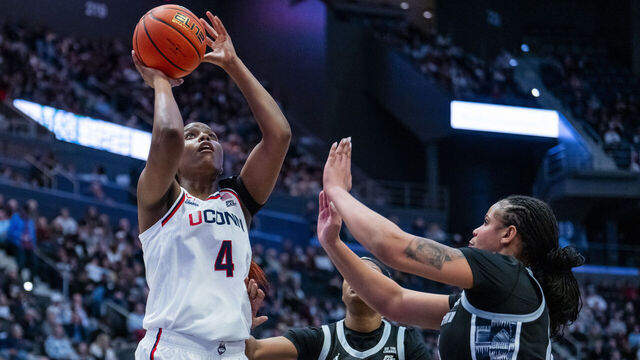 HARTFORD, CONNECTICUT - FEBRUARY 26: Blanca Quinonez #4 of the Connecticut Huskies shoots against the Georgetown Hoyas during the first half of an NCAA women's basketball game at PeoplesBank Arena on February 26, 2026 in Hartford, Connecticut.