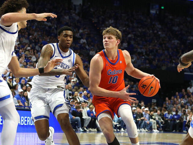 LEXINGTON, KY - MARCH 07: Forward Thomas Haugh (10) of the Florida Gators in a game between the Florida Gators and the Kentucky Wildcats on March 7, 2026, at Rupp Arena in Lexington, KY.