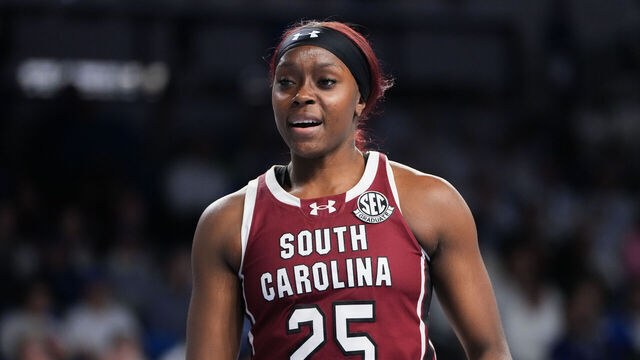 LEXINGTON, KENTUCKY - MARCH 01: Raven Johnson #25 of the South Carolina Gamecocks looks on in the third quarter against the Kentucky Wildcats at Memorial Coliseum on March 01, 2026 in Lexington, Kentucky.