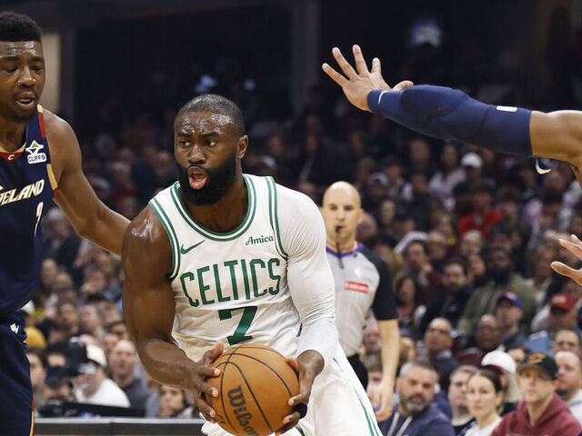 CLEVELAND, OH - MARCH 8: Jaylen Brown #7 of the Boston Celtics drives to the basket during the game against the Cleveland Cavaliers on March 8, 2026 at Rocket Mortgage FieldHouse in Cleveland, Ohio. NOTE TO USER: User expressly acknowledges and agrees that, by downloading and/or using this Photograph, user is consenting to the terms and conditions of the Getty Images License Agreement. Mandatory Copyright Notice: Copyright 2026 NBAE