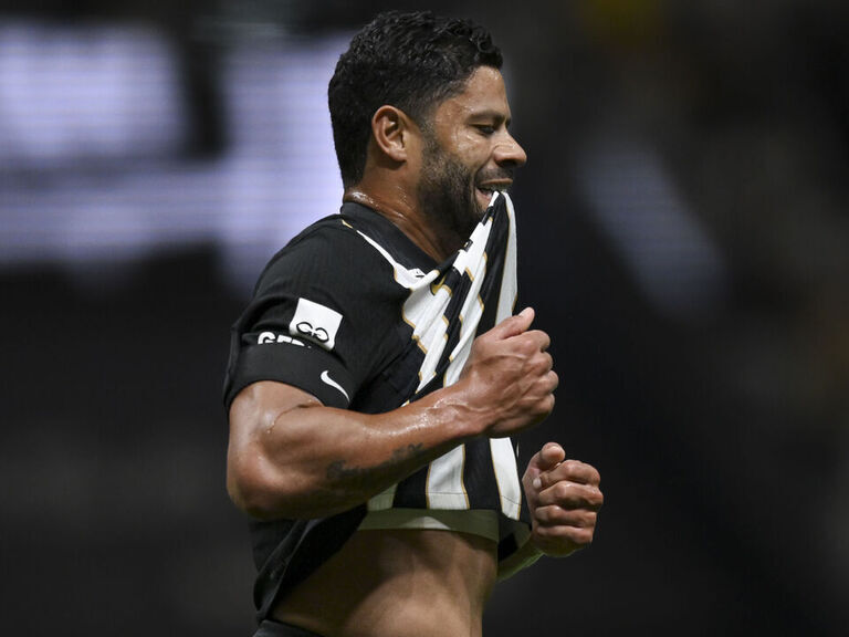 Mass brawl at Brazilian title match results in 23 red cards,...