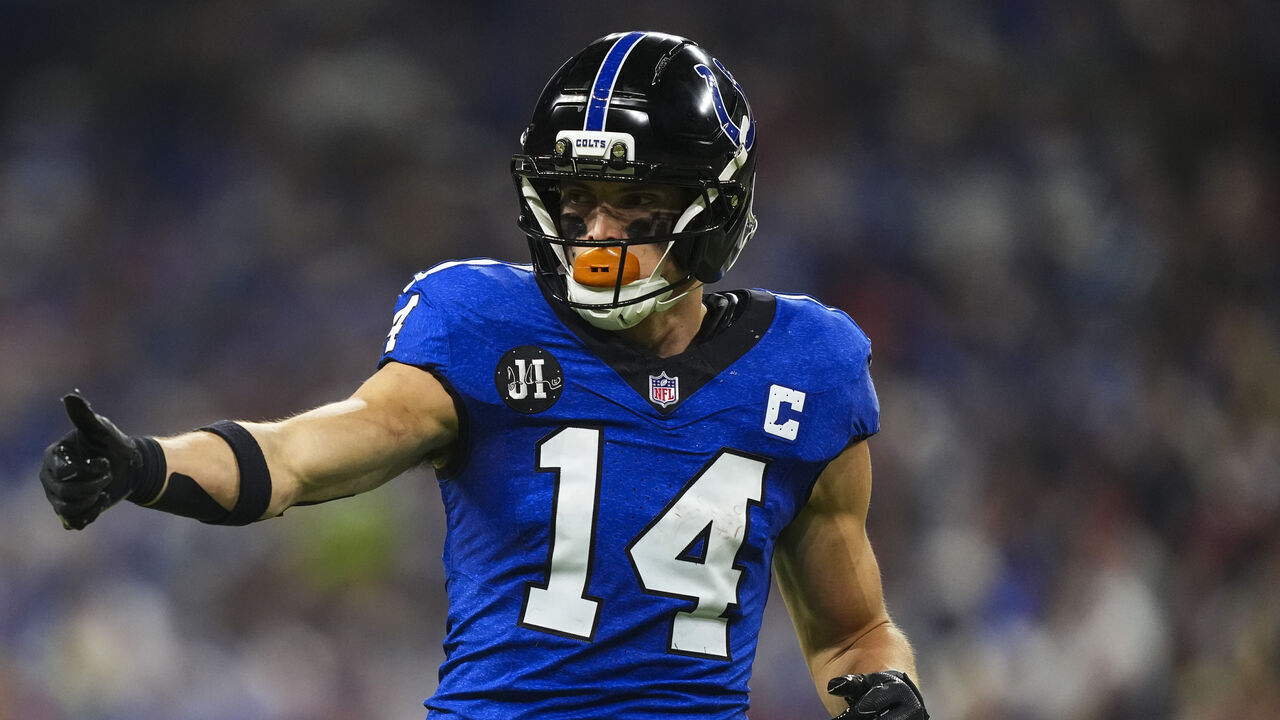 INDIANAPOLIS, IN - DECEMBER 22: Alec Pierce #14 of the Indianapolis Colts lines up before the snap during an NFL football game against the San Francisco 49ers at Lucas Oil Stadium on December 22, 2025 in Indianapolis, Indiana.