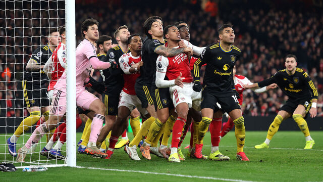 LONDON, ENGLAND - JANUARY 25: Gabriel of Arsenal is held by Lisandro Martinez of Manchester United for an oncoming corner during the Premier League match between Arsenal and Manchester United at Emirates Stadium on January 25, 2026 in London, England.