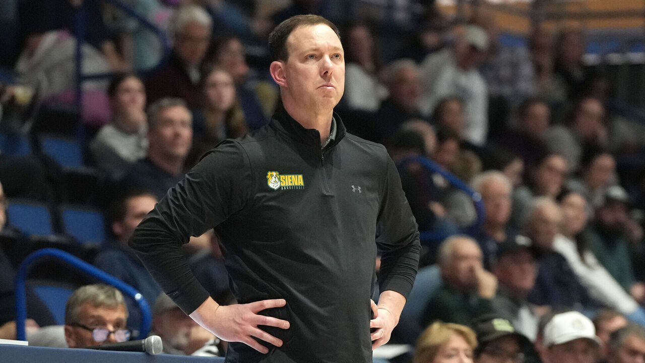 EMMITSBURG, MARYLAND - JANUARY 11: Head coach Gerry McNamara of the Siena Saints looks on during a college basketball game against the Mount St. Mary's Mountaineers at the Knott Arena on January 11, 2026 in Emmitsburg, Maryland.