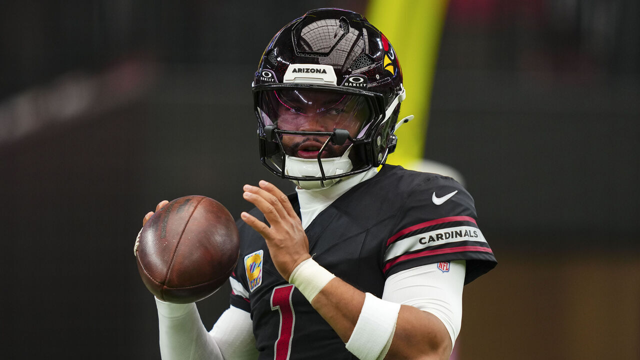 GLENDALE, AZ - OCTOBER 05: Kyler Murray #1 of the Arizona Cardinals warms up prior to an NFL football game against the Tennessee Titans at State Farm Stadium on October 5, 2025 in Glendale, Arizona.