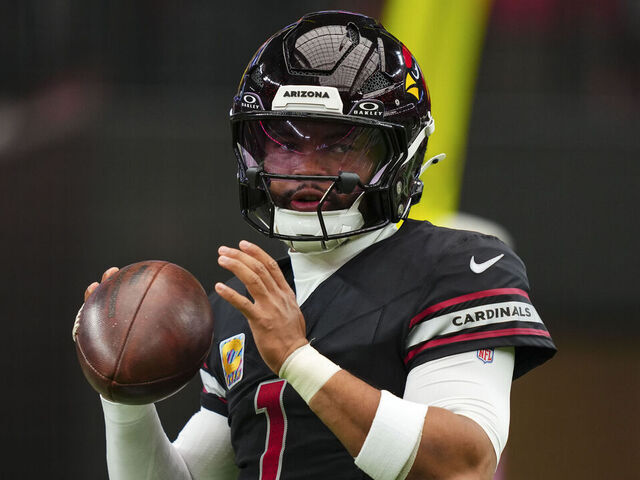 GLENDALE, AZ - OCTOBER 05: Kyler Murray #1 of the Arizona Cardinals warms up prior to an NFL football game against the Tennessee Titans at State Farm Stadium on October 5, 2025 in Glendale, Arizona.