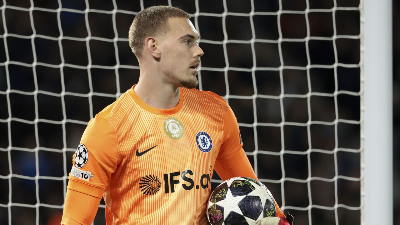 PARIS, FRANCE - MARCH 11: Chelsea goalkeeper Filip Jorgensen during the UEFA Champions League 2025/26 Round of 16 First Leg football match between Paris Saint-Germain (PSG) and Chelsea FC at Parc des Princes stadium on March 11, 2026 in Paris, France.
