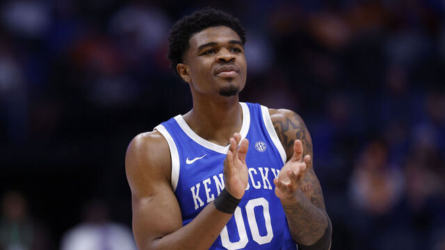 NASHVILLE, TENNESSEE - MARCH 12: Otega Oweh #00 of the Kentucky Wildcats reacts to a play during the first half in the second round of the 2026 SEC Men's Basketball Tournament against the Missouri Tigers at Bridgestone Arena on March 12, 2026 in Nashville, Tennessee.