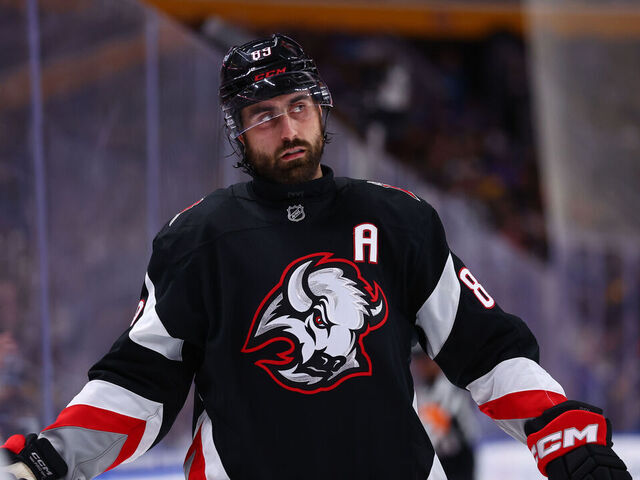 BUFFALO, NEW YORK - MARCH 08: Alex Tuch #89 of the Buffalo Sabres prepares for a faceoff during an NHL game against the Tampa Bay Lightning on March 08, 2026 at KeyBank Center in Buffalo, New York.
