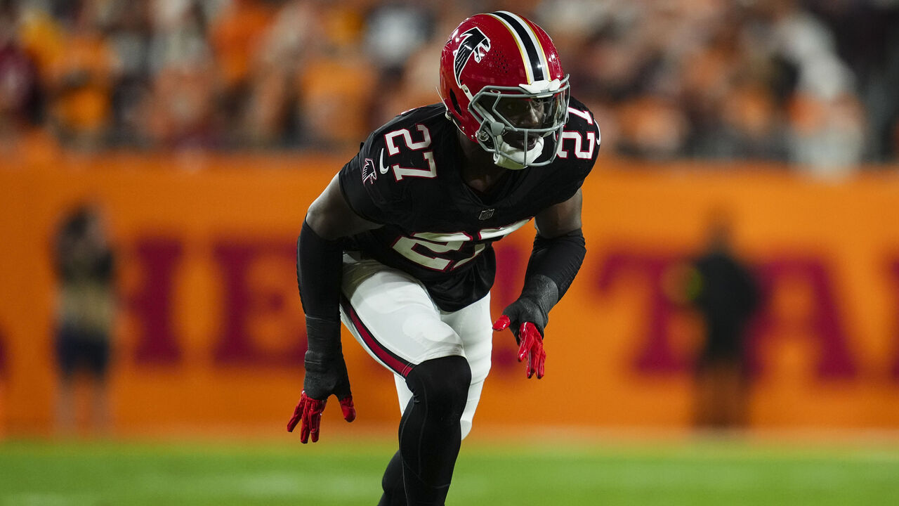 TAMPA, FL - DECEMBER 11: James Pearce Jr. #27 of the Atlanta Falcons lines up before the snap during an NFL football game against the Tampa Bay Buccaneers at Raymond James Stadium on December 11, 2025 in Tampa, Florida.