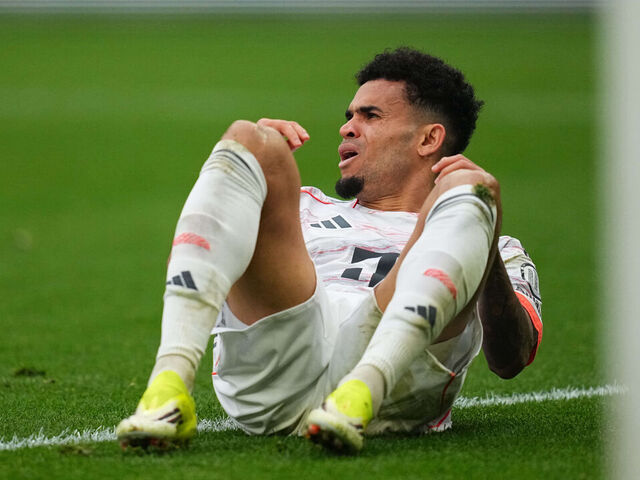 Luis Díaz (Bayern Munich) on the ground during Matchday 26 1.Bundesliga: Leverkusen and Bayern Munich at BayArena, Leverkusen, Germany on March 14 2026.