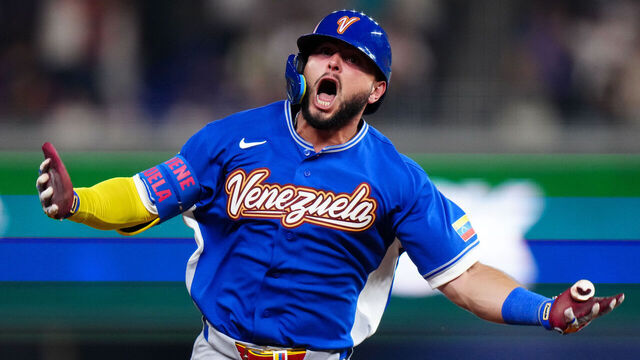 MIAMI, FL - MARCH 14: Wilyer Abreu #16 of Team Venezuela celebrates while rounding the bases after hitting a three-run home run to retake the lead in the sixth inning during the 2026 World Baseball Classic Quarterfinals game presented by Capital One between Team Venezuela and Team Japan at loanDepot park on Saturday, March 14, 2026 in Miami, Florida.