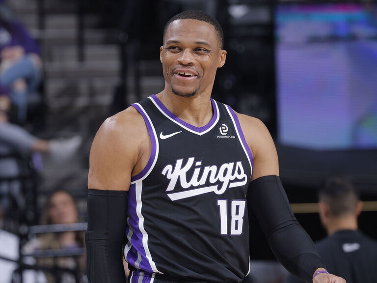 Westbrook vaults Nash, Jackson for 5th on all-time assists list