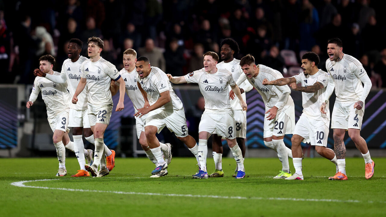 HERNING, DENMARK - MARCH 19: Players of Nottingham Forest celebrate following the team's victory in the penalty shoot out during the UEFA Europa League 2025/26 Round of 16 Second Leg match between FC Midtjylland and Nottingham Forest FC at Arena Herning on March 19, 2026 in Herning, Denmark.