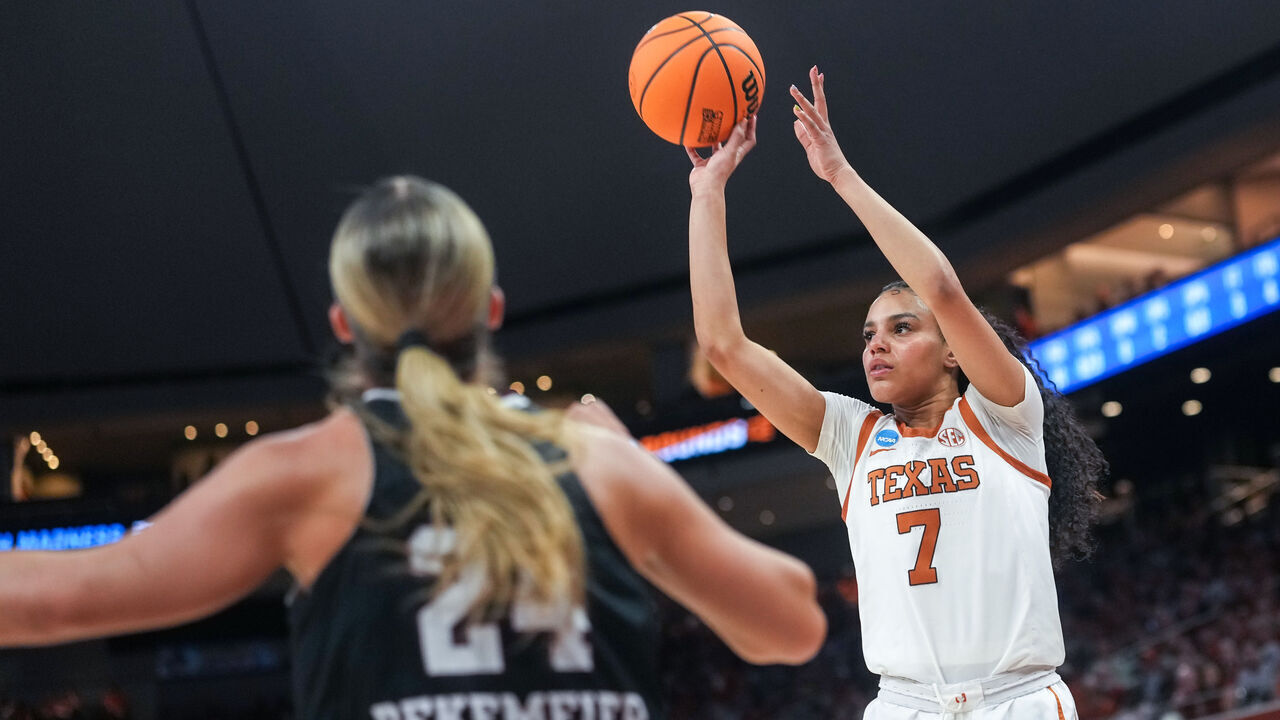 AUSTIN, TEXAS - MARCH 20: Texas guard Jordan Lee (7) shoots over Missouri State guard Kaemyn Bekemeier (24) during a first round game of the 2026 NCAA Women's Basketball Tournament held at the Moody Center on March 20, 2026 in Austin, Texas.