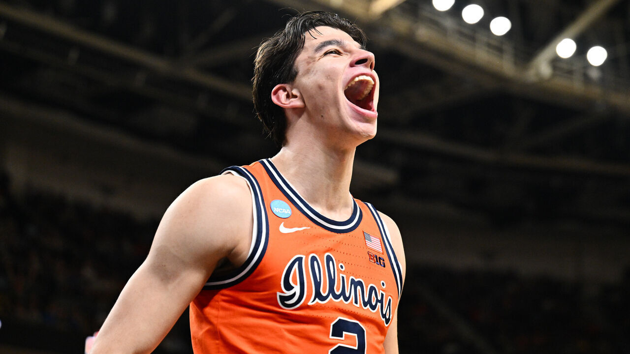 GREENVILLE, SOUTH CAROLINA - MARCH 21: Andrej Stojakovic #2 of the Illinois Fighting Illini laughs after scoring during the second round of the 2026 NCAA Men's Basketball Tournament held at Bon Secours Wellness Arena on March 21, 2026 in Greenville, South Carolina.