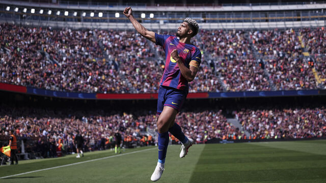 BARCELONA, SPAIN - MARCH 22: Ronald Araujo of FC Barcelona celebrates a goal during the Spanish league, LaLiga EA Sports, football match played between FC Barcelona and Rayo Vallecano at Spotify Camp Nou stadium on March 22, 2026 in Barcelona, Spain.