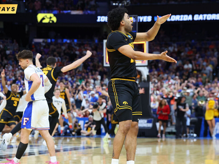Round of 32 takeaways: Iowa beats Florida's shocking press