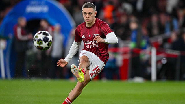 London, United Kingdom - March 17: Leandro Trossard of Arsenal FC controls the ball during the UEFA Champions League 2025/26 Round of 16 Second Leg match between Arsenal FC and Bayer 04 Leverkusen at Arsenal Stadium on March 17, 2026 in London, United Kingdom.
