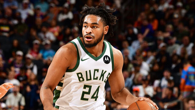 PHOENIX, AZ - MARCH 21: Cam Thomas #24 of the Milwaukee Bucks drives to the basket during the game against the Phoenix Suns on March 21, 2026 at PHX Arena in Phoenix, Arizona. Mandatory Copyright Notice: Copyright 2026 NBAE