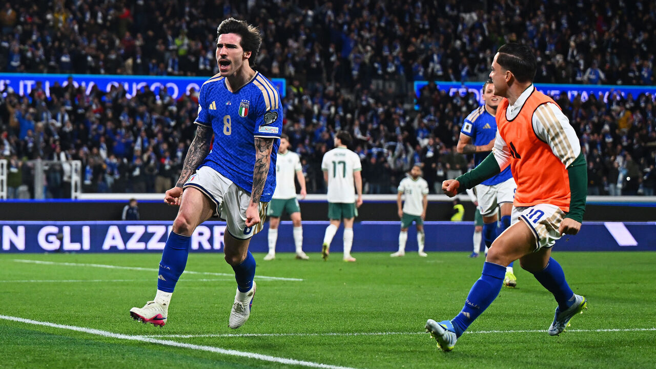 BERGAMO, ITALY - MARCH 26: Sandro Tonali of Italy celebrates scoring his team's first goal during the FIFA World Cup 2026 European Qualifiers KO play-offs match between Italy and Northern Ireland at Stadio di Bergamo on March 26, 2026 in Bergamo, Italy.