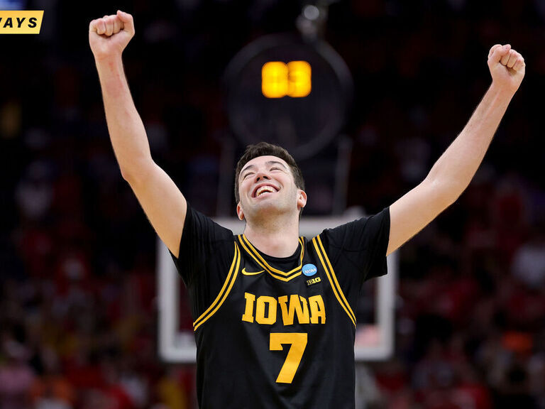 Sweet 16 takeaways: Ruthless Iowa, explosive Arizona