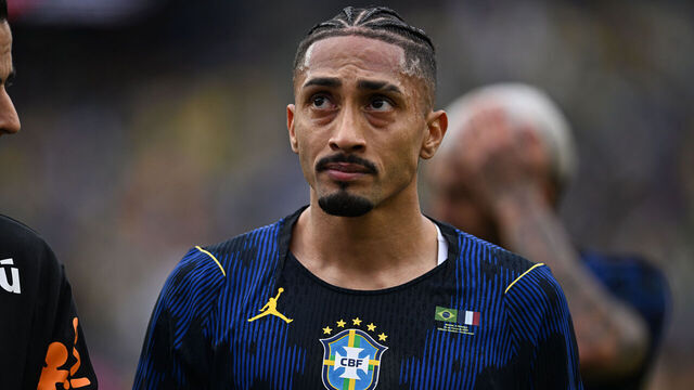 FOXBOROUGH, MASSACHUSETTS - MARCH 26: Raphinha #11 of Brazil leaves the field at the end of the first half during the game between France and Brazil at Gillette Stadium on March 26, 2026 in Foxborough, Massachusetts.