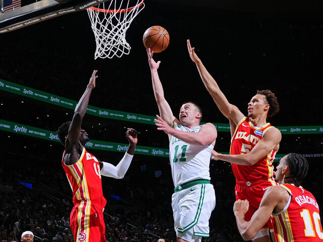 BOSTON, MA - MARCH 27: Payton Pritchard #11 of the Boston Celtics drives to the basket during the game against the Atlanta Hawks on March 27, 2026 at TD Garden in Boston, Massachusetts. NOTE TO USER: User expressly acknowledges and agrees that, by downloading and/or using this Photograph, user is consenting to the terms and conditions of the Getty Images License Agreement. Mandatory Copyright Notice: Copyright 2026 NBAE