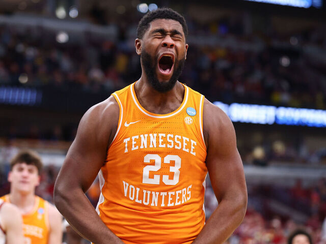 CHICAGO, ILLINOIS - MARCH 27: Jaylen Carey #23 of the Tennessee Volunteers celebrates against the Iowa State Cyclones during the second half of the Sweet Sixteen round game of the 2026 NCAA Men's Basketball Tournament held at the United Center on March 27, 2026 in Chicago, Illinois.