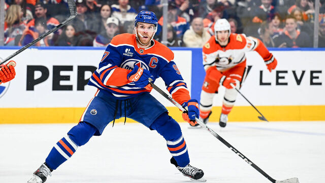 EDMONTON, AB - MARCH 28: Edmonton Oilers Center Connor McDavid (97) cuts to the middle in the third period of the Edmonton Oilers game versus the Anaheim Ducks on March 28, 2026 at Rogers Place in Edmonton, AB.