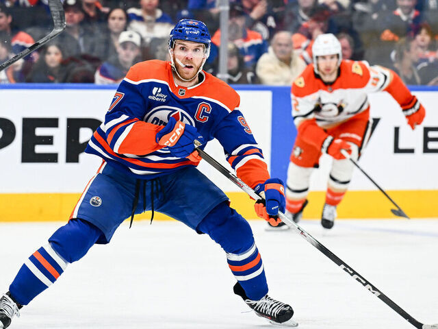EDMONTON, AB - MARCH 28: Edmonton Oilers Center Connor McDavid (97) cuts to the middle in the third period of the Edmonton Oilers game versus the Anaheim Ducks on March 28, 2026 at Rogers Place in Edmonton, AB.