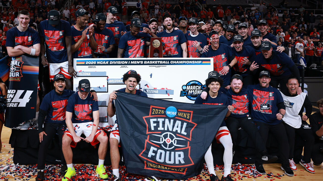 SAN JOSE, CALIFORNIA - MARCH 28: The Arizona Wildcats celebrate after defeating the Purdue Boilermakers 79-64 in the Elite Eight of the 2026 NCAA Men's Basketball Tournament at SAP Center on March 28, 2026 in San Jose, California.