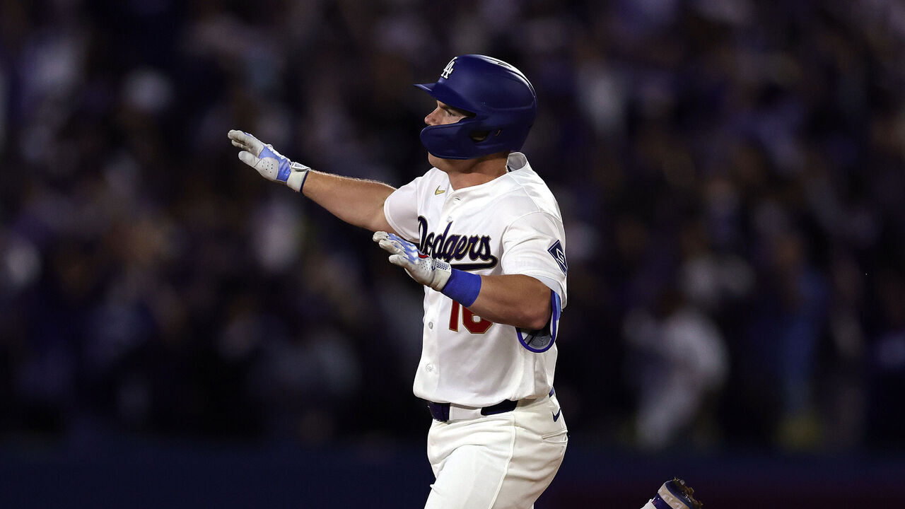 LOS ANGELES, CALIFORNIA - MARCH 28: Will Smith #16 of the Los Angeles Dodgers runs the bases after hitting a two-run home run against the Arizona Diamondbacks in the eighth inning at Dodger Stadium on March 28, 2026 in Los Angeles, California.