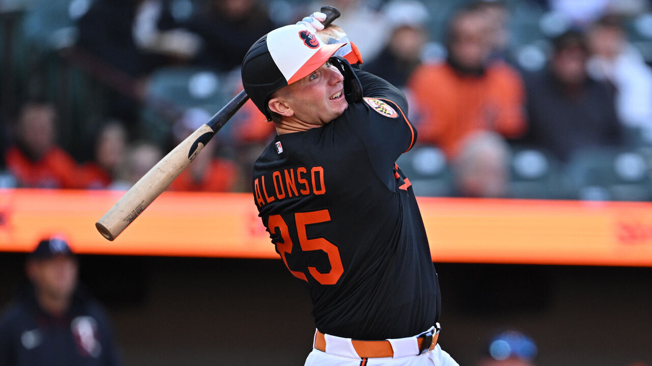BALTIMORE, MD - MARCH 28: Pete Alonso #25 of the Baltimore Orioles bats against the Minnesota Twins at Oriole Park at Camden Yards on March 28, 2026 in Baltimore, Maryland.