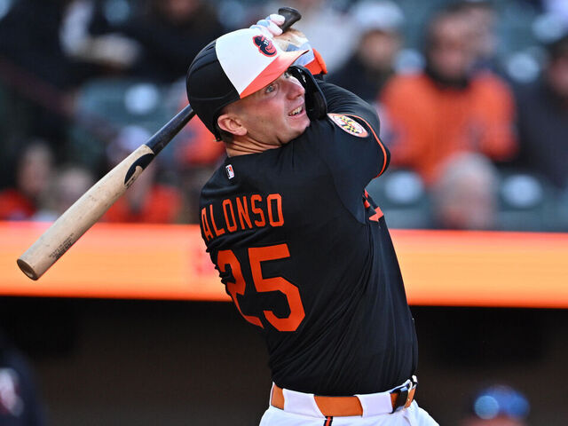 BALTIMORE, MD - MARCH 28: Pete Alonso #25 of the Baltimore Orioles bats against the Minnesota Twins at Oriole Park at Camden Yards on March 28, 2026 in Baltimore, Maryland.