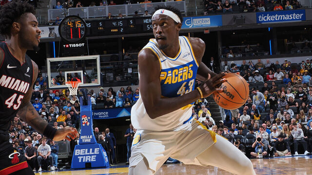 INDIANAPOLIS, IN - MARCH 29: Pascal Siakam #43 of the Indiana Pacers handles the ball during the game against the Miami Heat on March 29, 2026 at Gainbridge Fieldhouse in Indianapolis, Indiana. Mandatory Copyright Notice: Copyright 2026 NBAE
