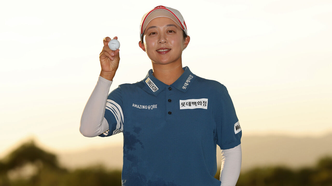 PHOENIX, ARIZONA - MARCH 29: Hyo Joo Kim of South Korea poses with a Titleist golf ball on the 18th green after winning the Ford Championship presented by Wild Horse Pass 2026 at Whirlwind Golf Club in Wild Horse Pass on March 29, 2026 in Phoenix, Arizona.